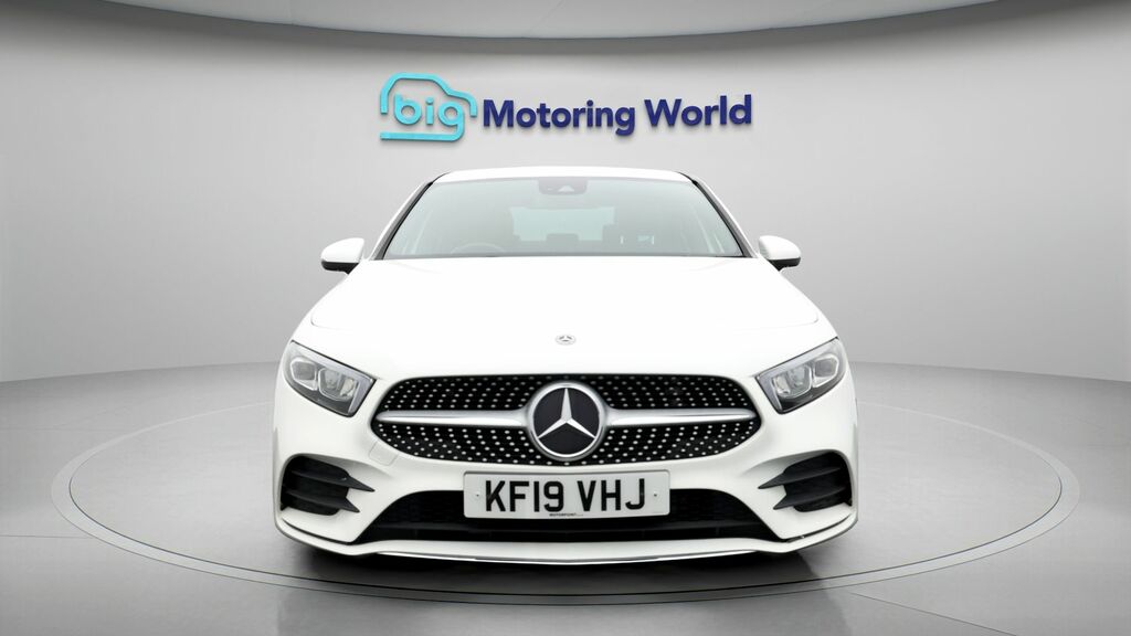 Mercedes-Benz A Class Amg Line KF19VHJ White #2