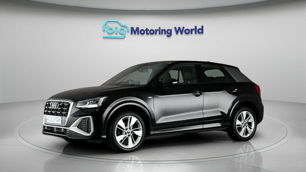 Audi Q2 S Line KD23FOH Black #4
