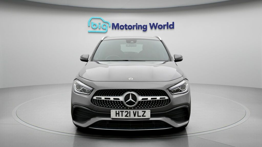 Mercedes-Benz GLA Class Amg Line HT21VLZ Grey #2