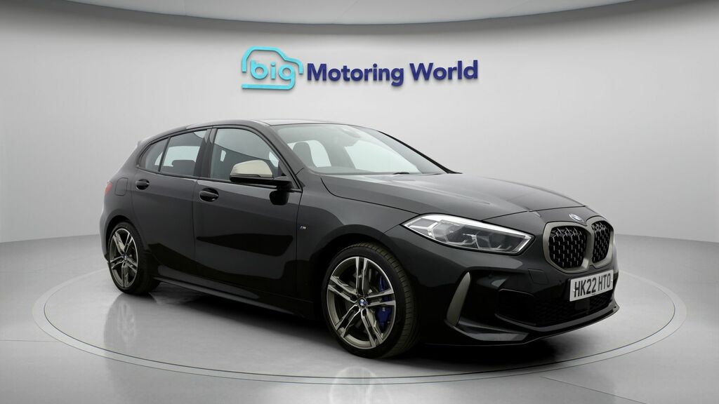 BMW 1 Series Xdrive Auto HK22HTO Black