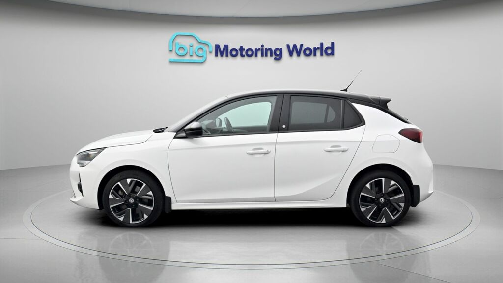 Vauxhall Corsa-e Sri Premium White #4