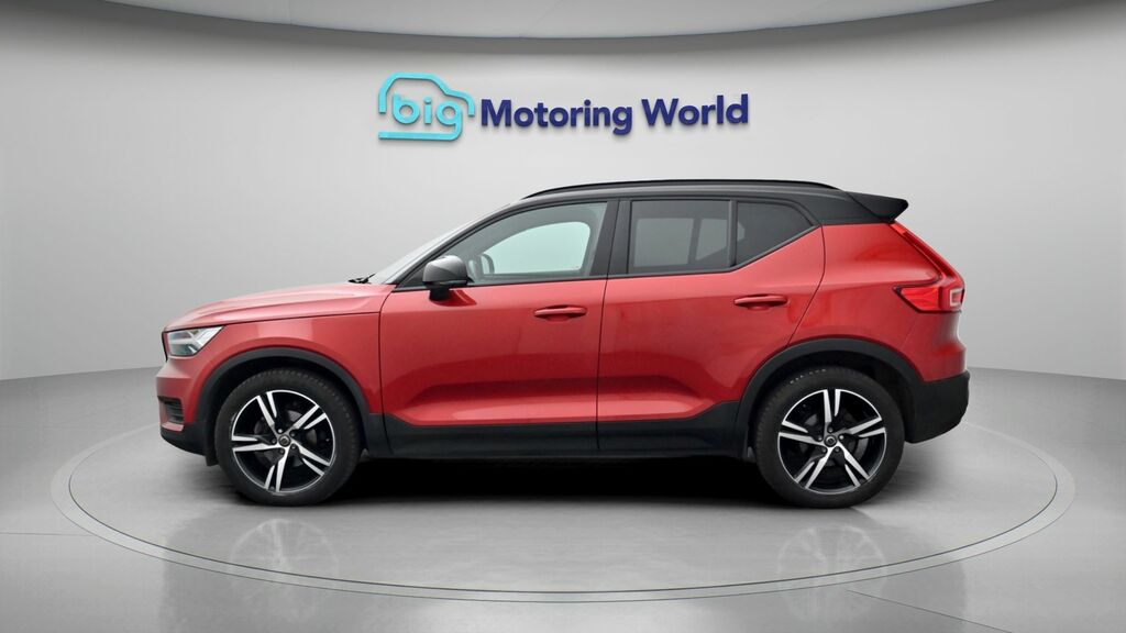 Volvo XC40 R-design CJ71DNO Red #4