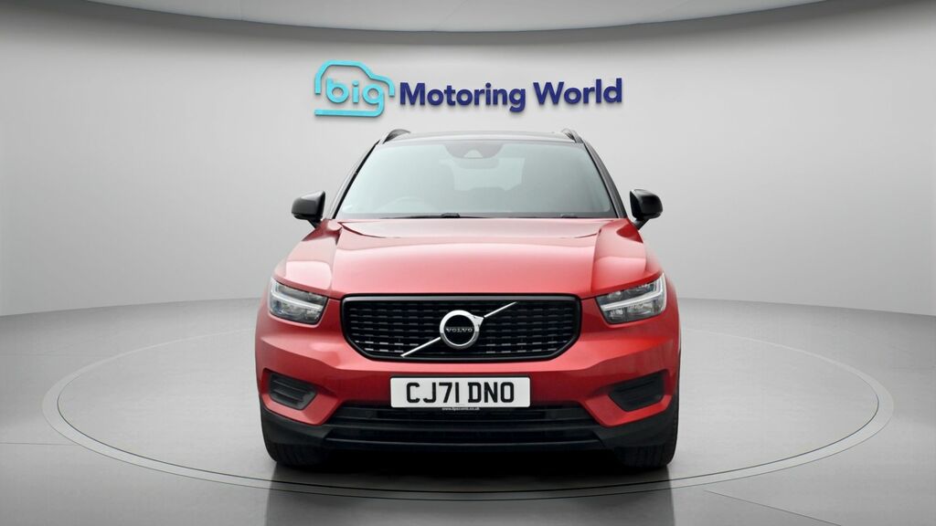 Volvo XC40 R-design CJ71DNO Red #2