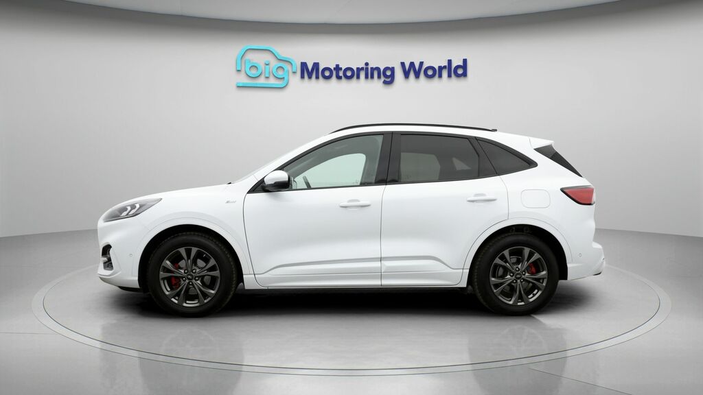Ford Kuga St-line First Edition FY70OVX White #4