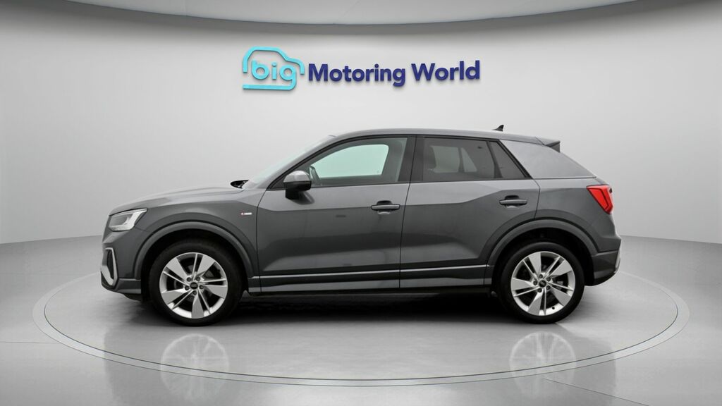 Audi Q2 S Line AY73WHR Grey #4