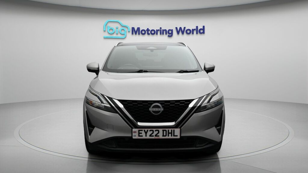 Nissan Qashqai Tekna EY22DHL Silver #2