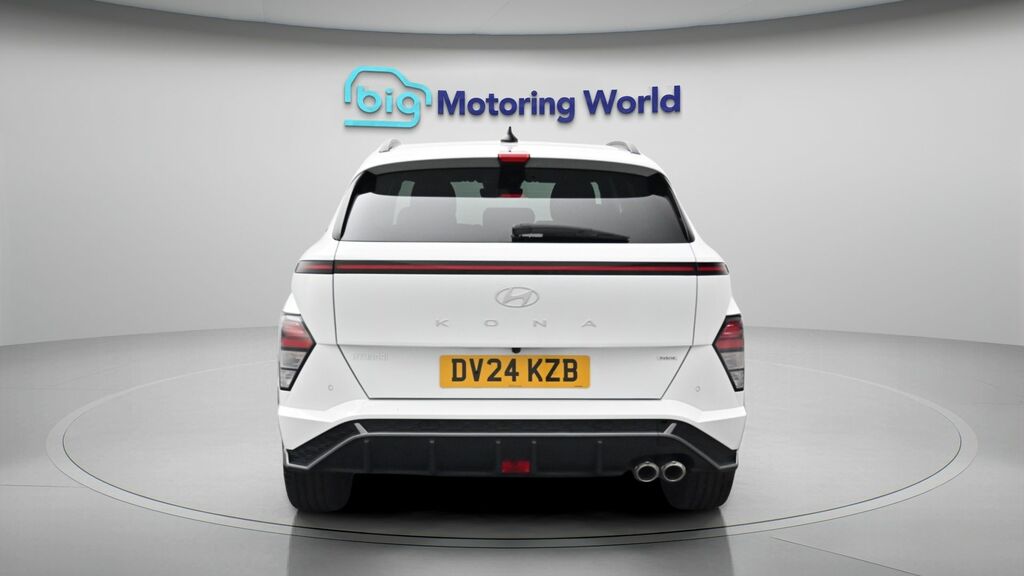 Hyundai Kona N Line White #6