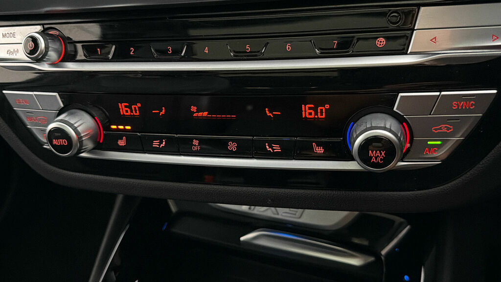 BMW iX3 Suv Black #11