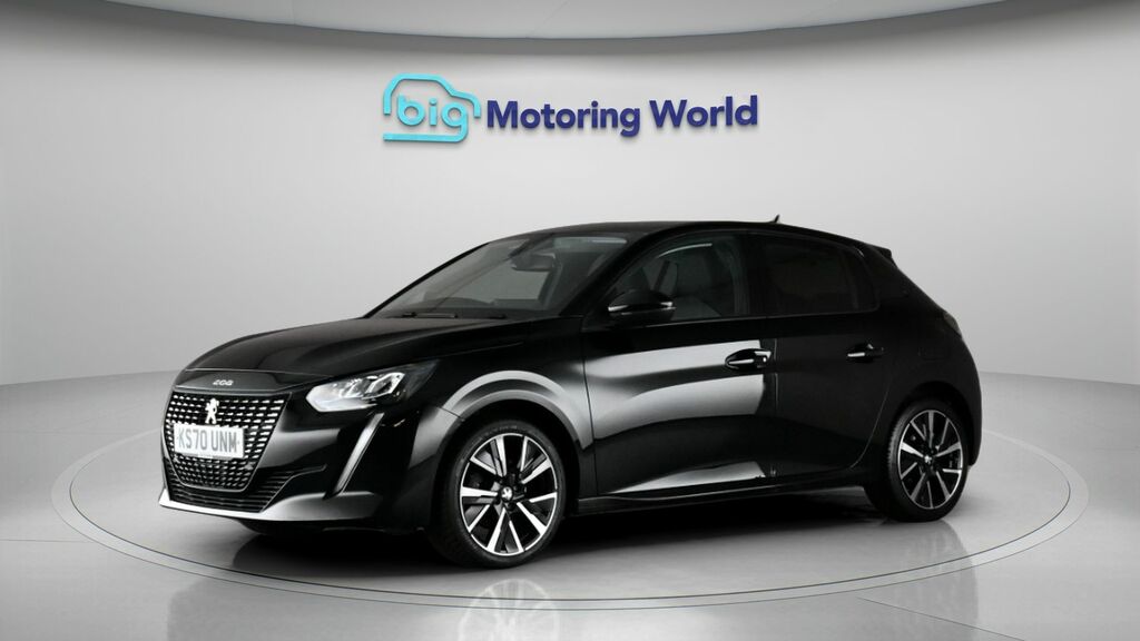 Peugeot 208 Allure Black #4