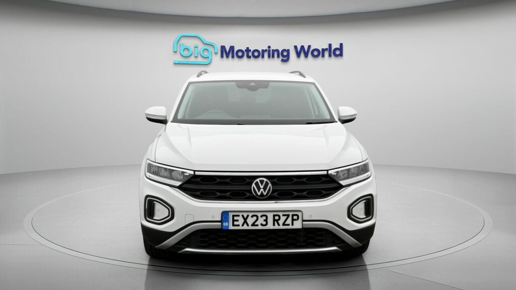 Volkswagen T-Roc Life EX23RZP White #2