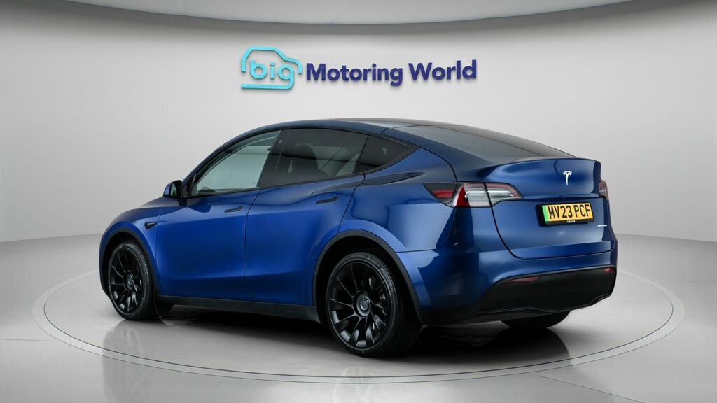 Tesla Model Y Long Range Blue #5