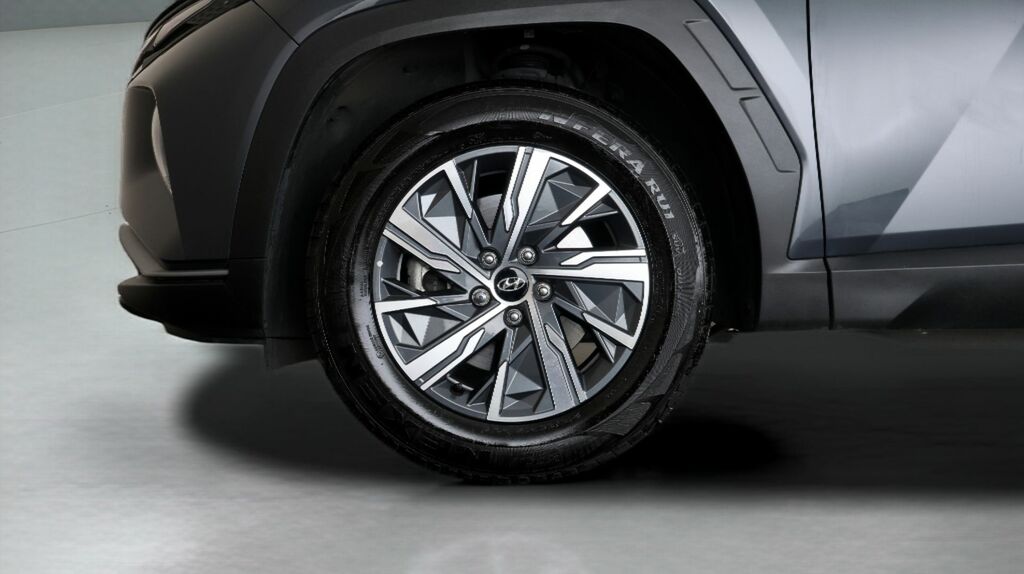 Hyundai Tucson Advance Grey #17