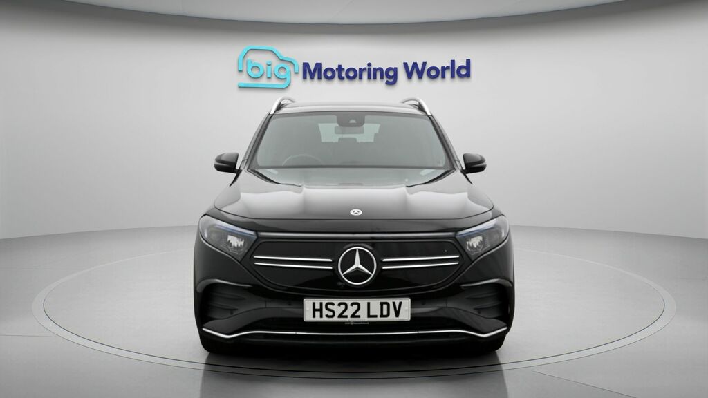 Mercedes-Benz EQB Amg Line Black #2