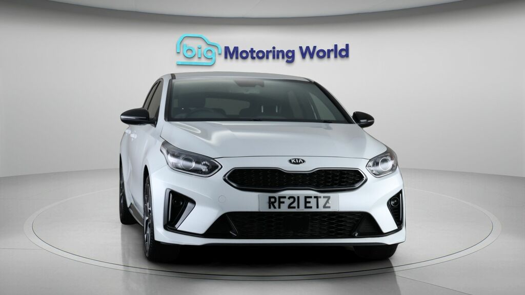 Kia Proceed Gt-line White #2