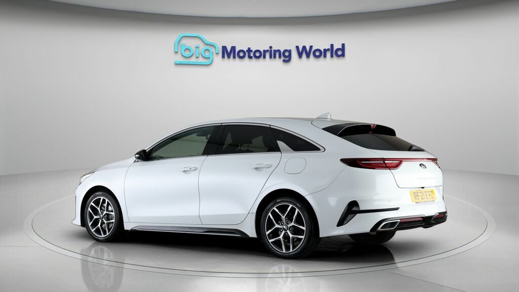 Kia Proceed Gt-line White #5