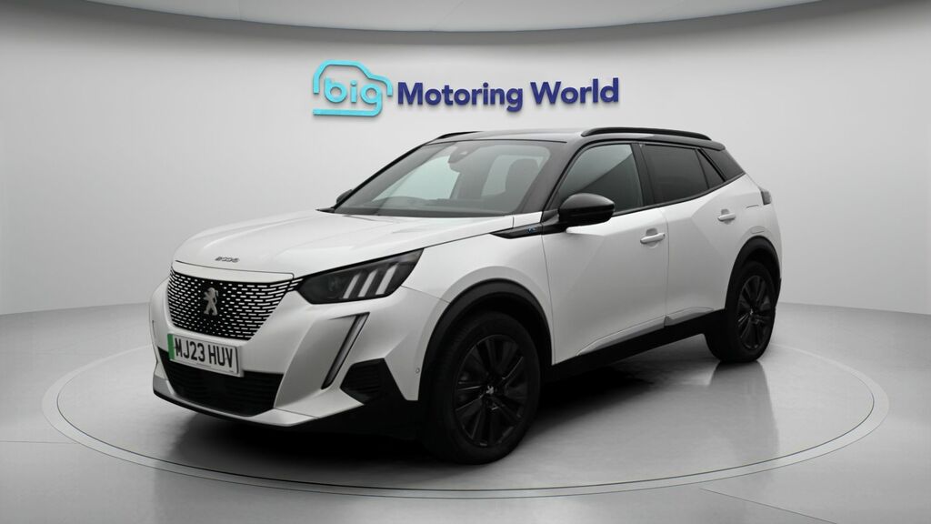 Peugeot e-2008 Gt Premium MJ23HUV White #3