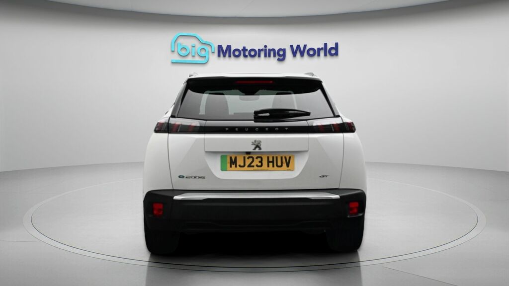 Peugeot e-2008 Gt Premium MJ23HUV White #6