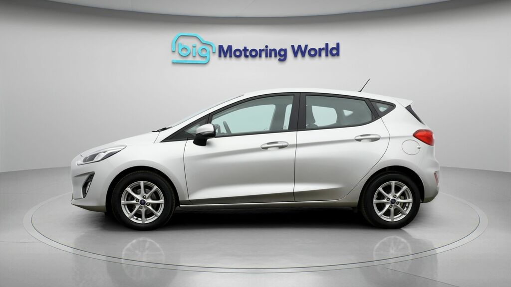 Ford Fiesta Zetec Silver #4