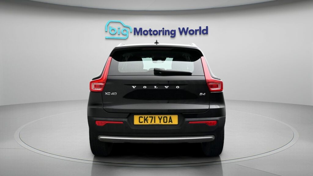 Volvo XC40 Inscription Pro Black #6