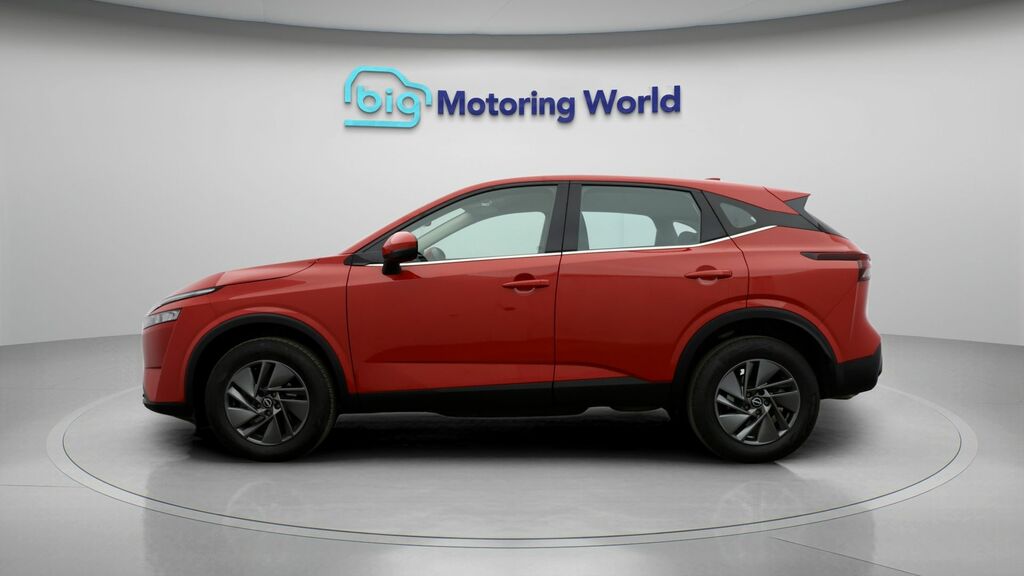 Nissan Qashqai Acenta Premium DN23OAC Red #4
