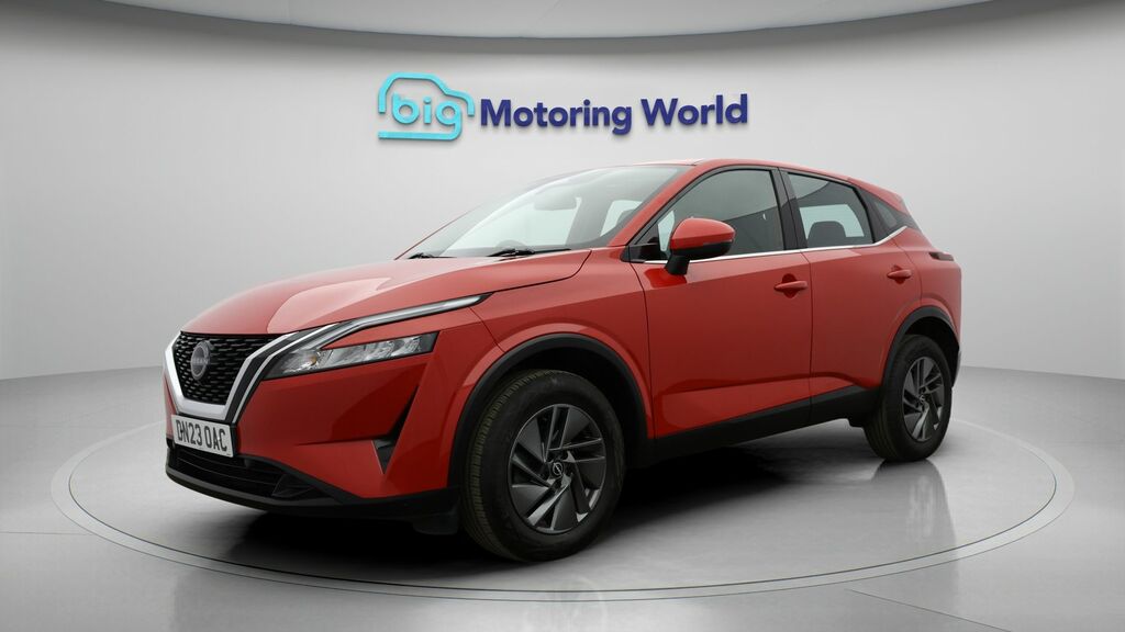 Nissan Qashqai Acenta Premium DN23OAC Red #3