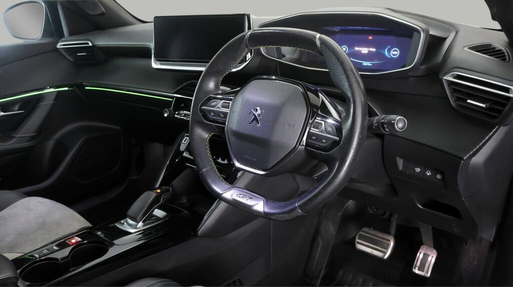 Peugeot e-2008 100Kw Allure 50Kwh White #9