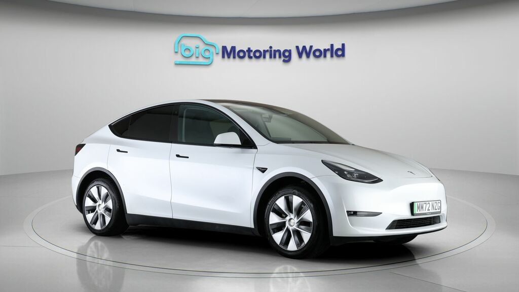 Tesla Model Y Long Range White