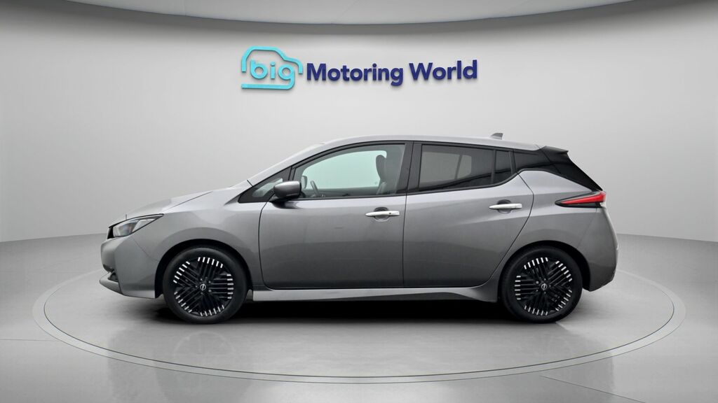 Nissan Leaf Tekna Grey #4