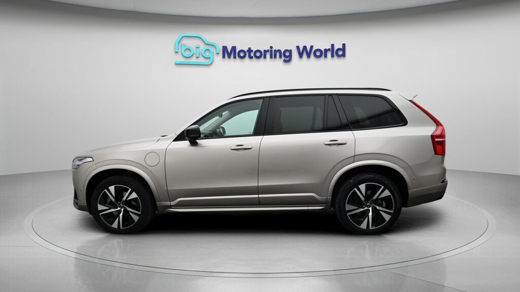Volvo XC90 Plus WF23JBE Gold #4