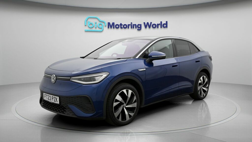 Volkswagen ID.5 Style Blue #3