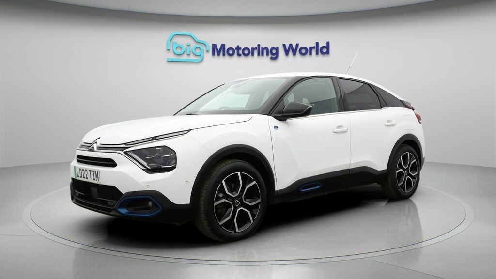 Citroen e-C4 Shine Plus White #3