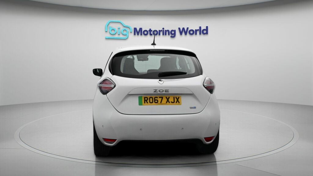 Renault Zoe Iconic White #6