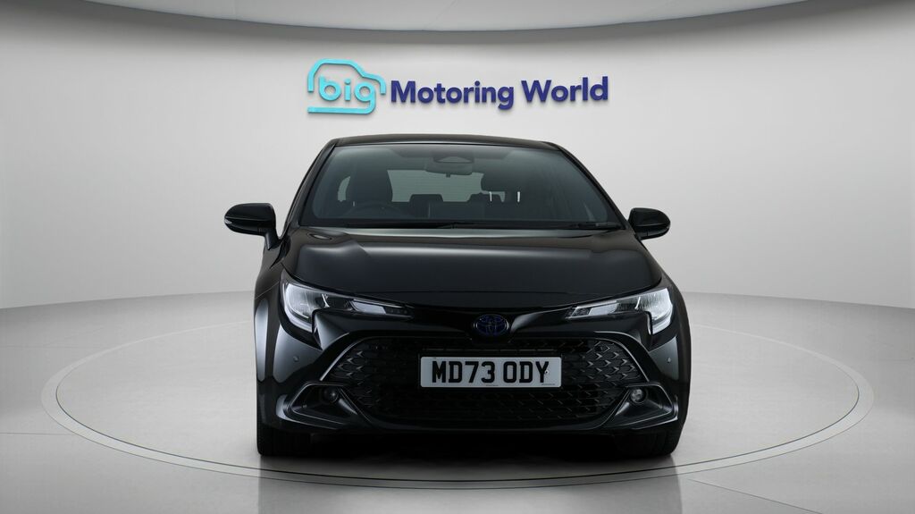Toyota Corolla Icon Black #2