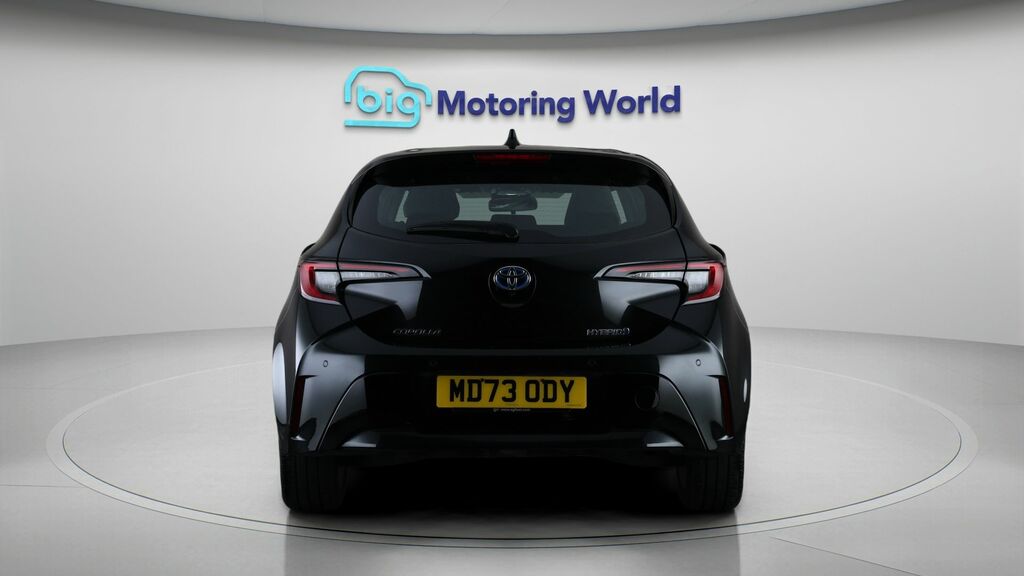 Toyota Corolla Icon Black #6