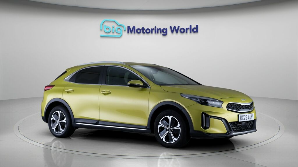 Kia Xceed 3 KX23AUV Yellow