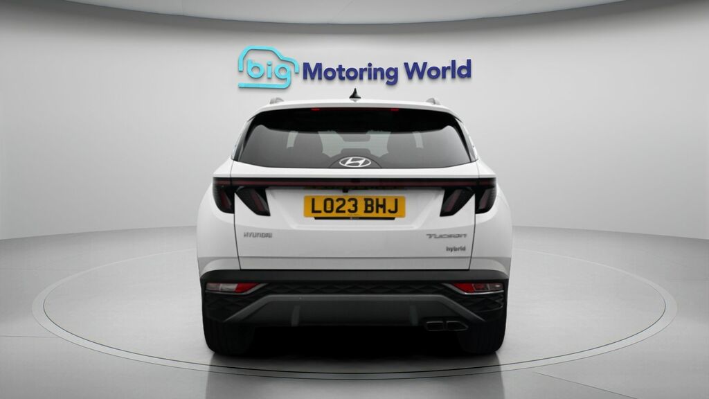 Hyundai Tucson Premium LO23BHJ White #6