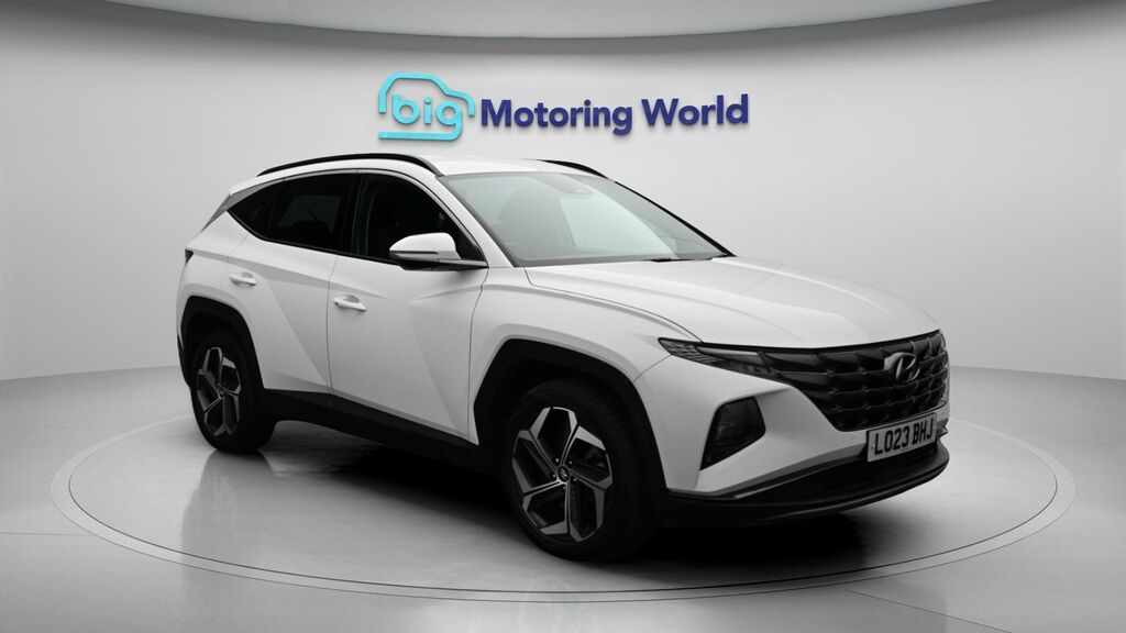 Hyundai Tucson Premium LO23BHJ White