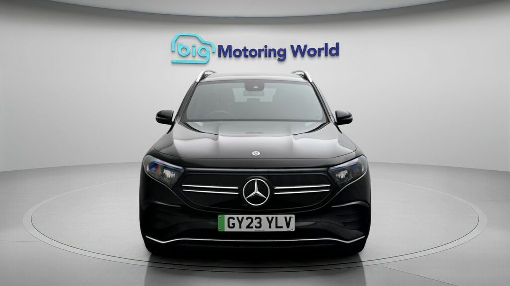 Mercedes-Benz EQB Amg Line Black #2