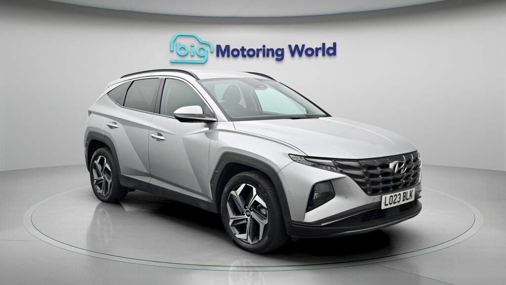 Hyundai Tucson Premium Silver
