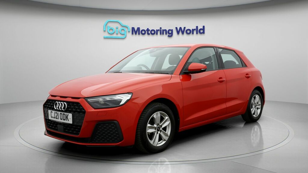 Audi A1 Technik Red #3