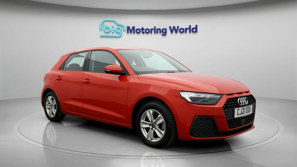 Audi A1 Technik Red