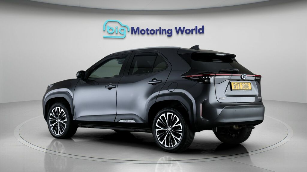 Toyota Yaris Cross Excel Grey #5