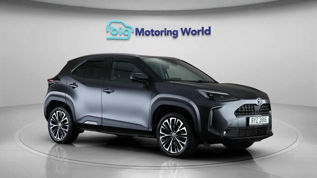 Toyota Yaris Cross Excel Grey
