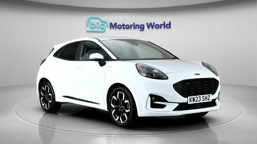 Ford Puma St-line X KW23SHZ White