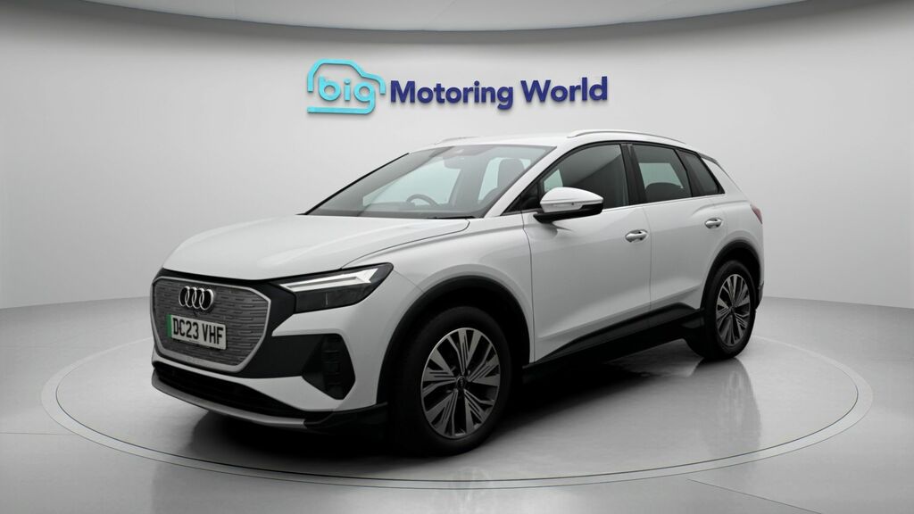 Audi Q4 E Tron Sport White #3