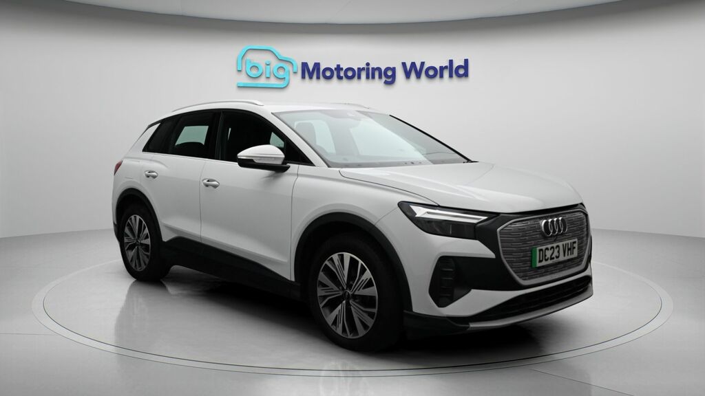 Audi Q4 E Tron Sport White