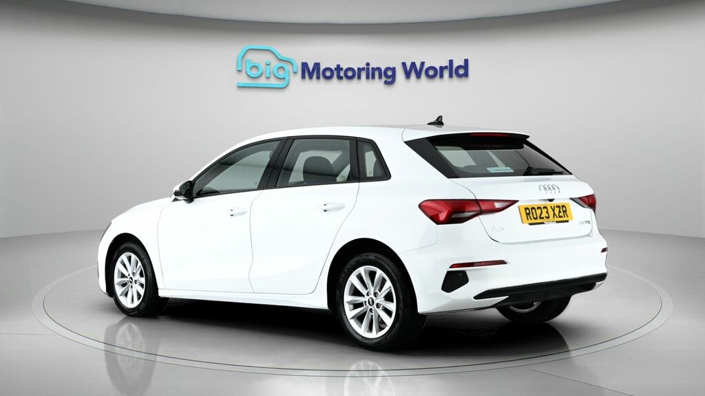 Audi A3 Technik White #5