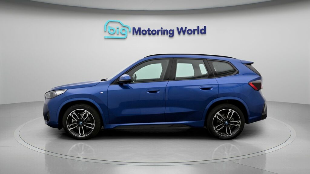 BMW iX1 M Sport NG23GJV Blue #4