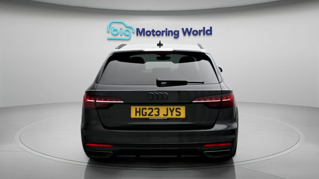 Audi A4 Avant Black Edition HG23JYS Black #6