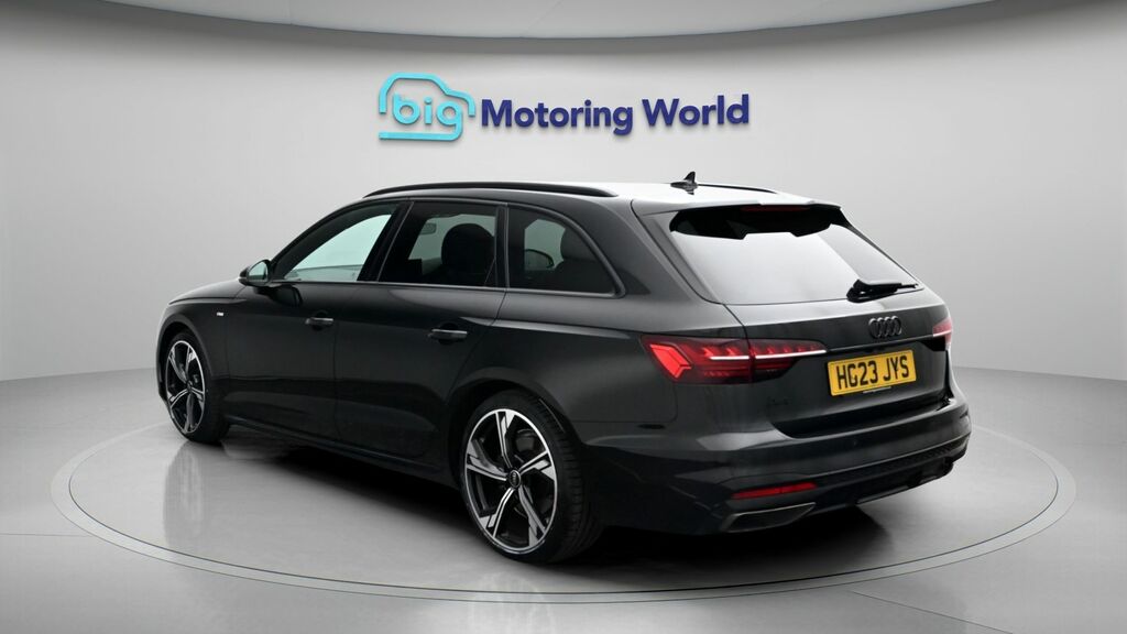 Audi A4 Avant Black Edition HG23JYS Black #5